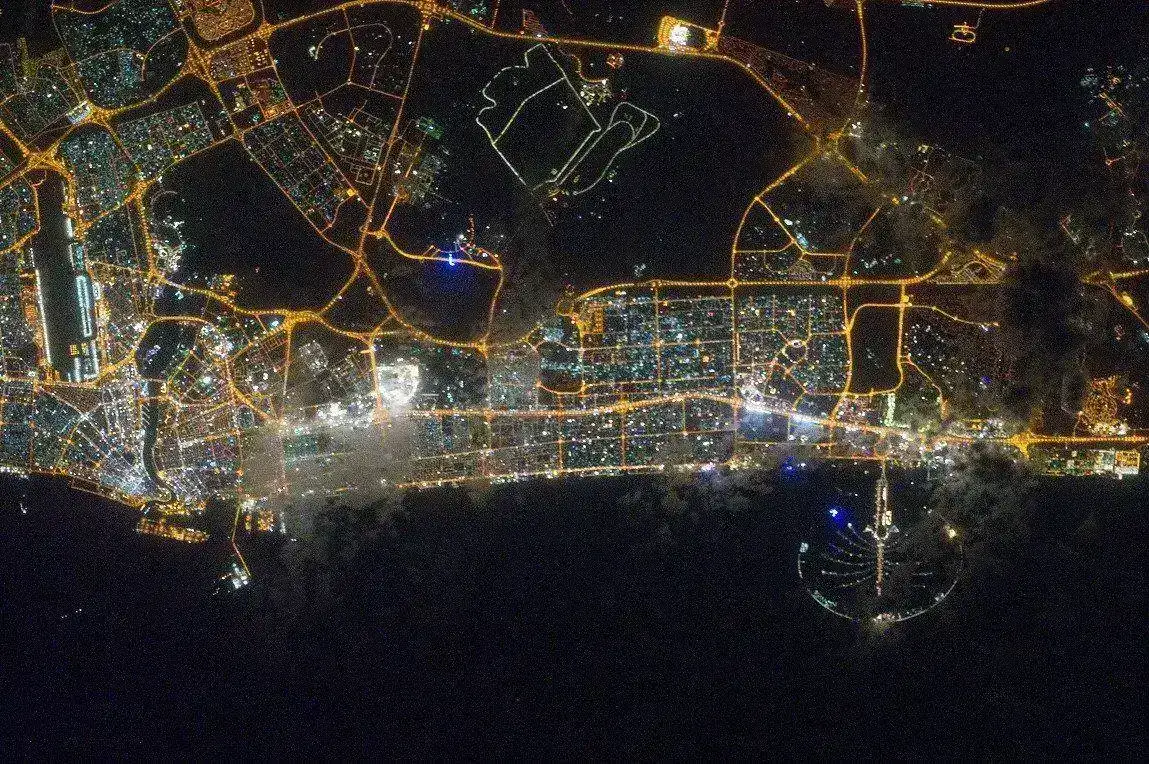 iss-30_dubai.webp