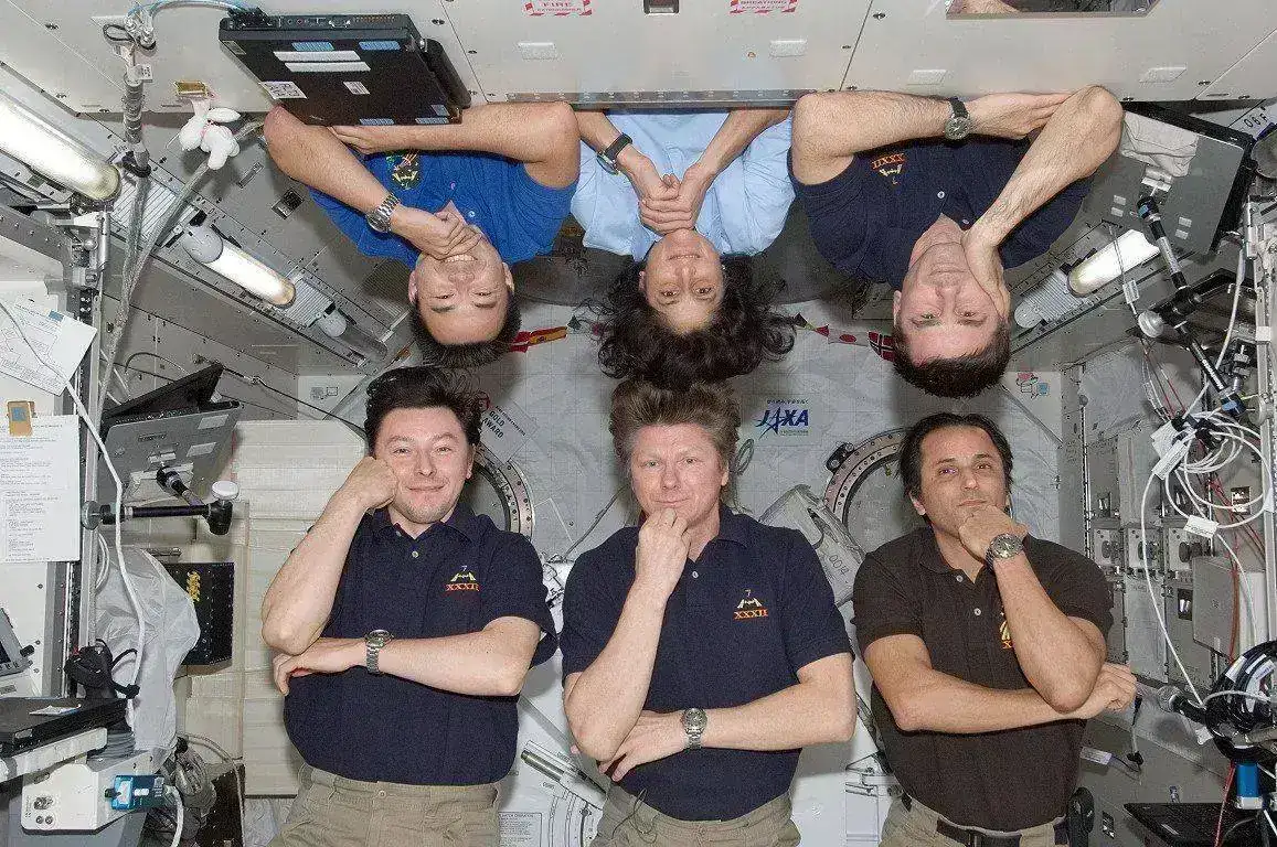 iss-32.webp
