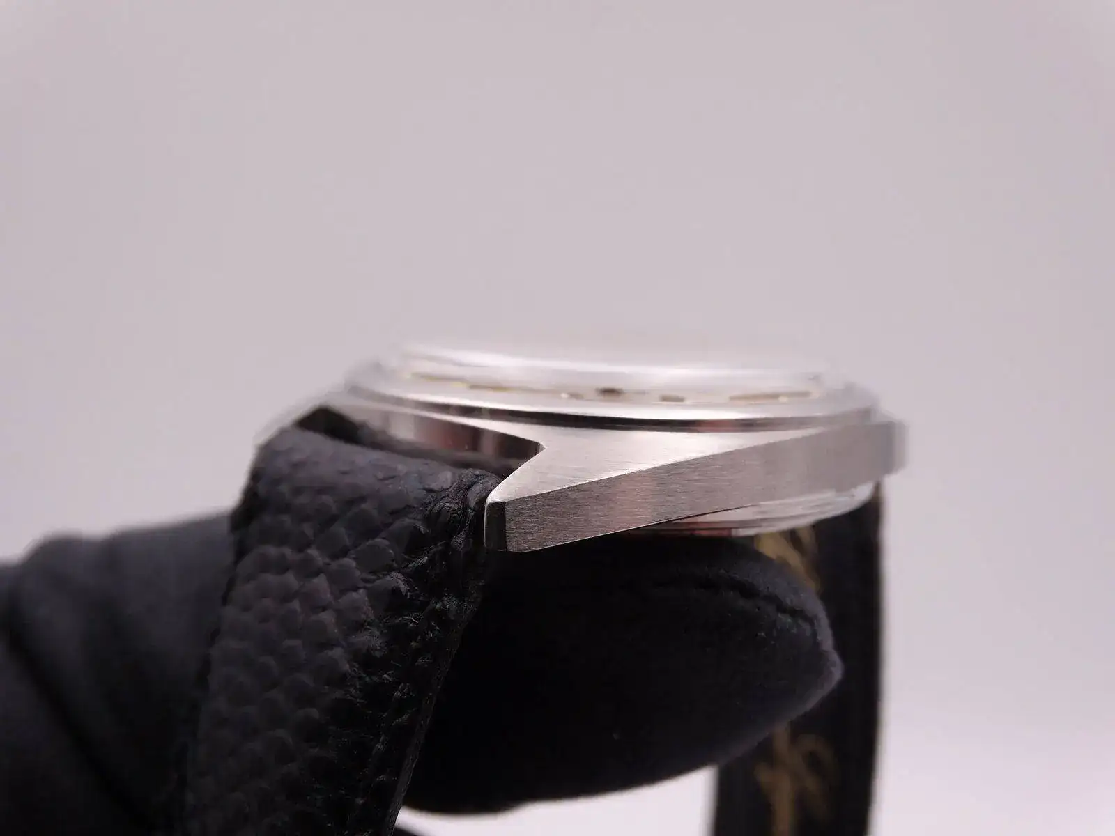 IWC 1827 Automatic 01138.JPG