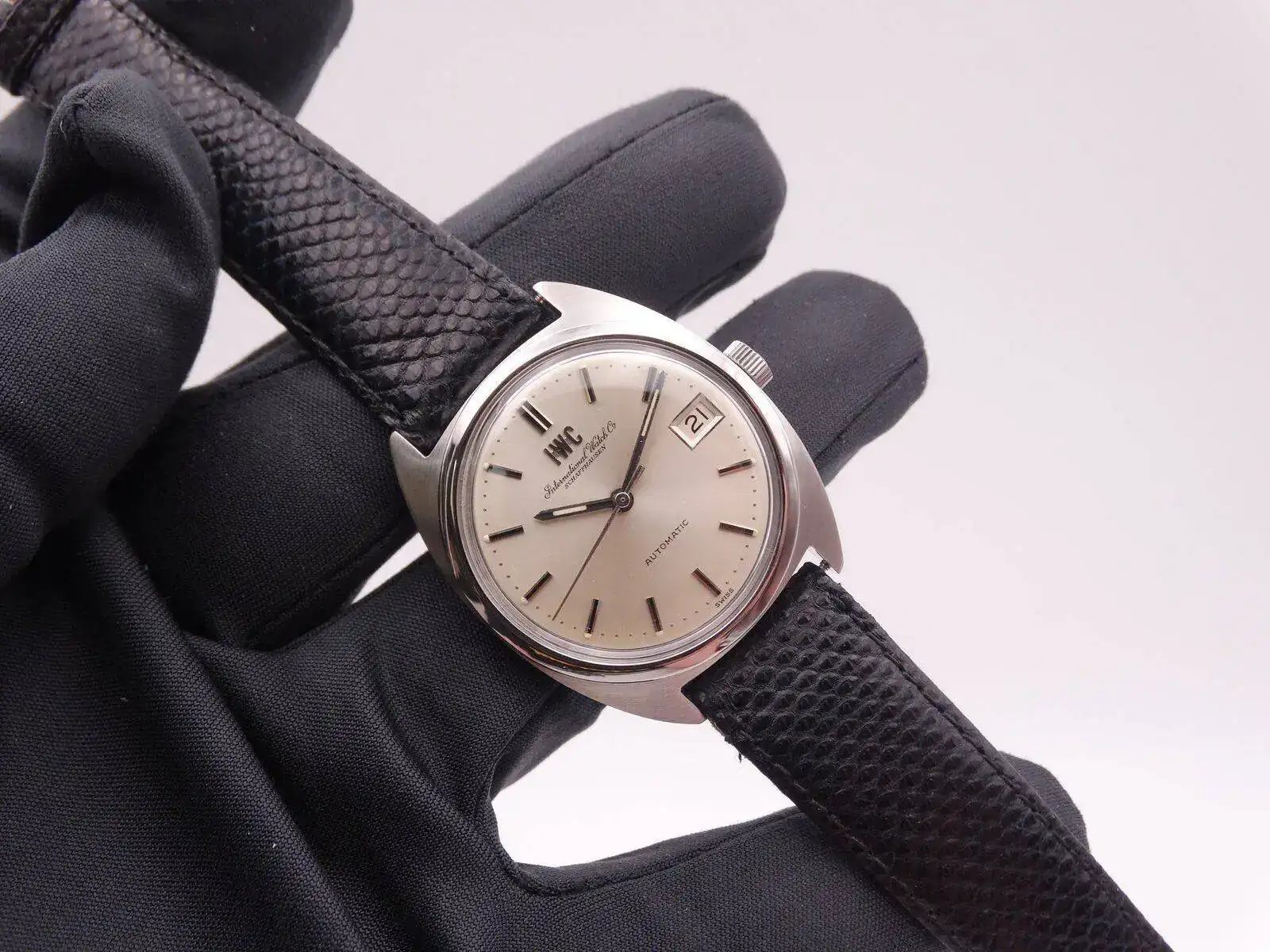 IWC 1827 Automatic 01139.JPG