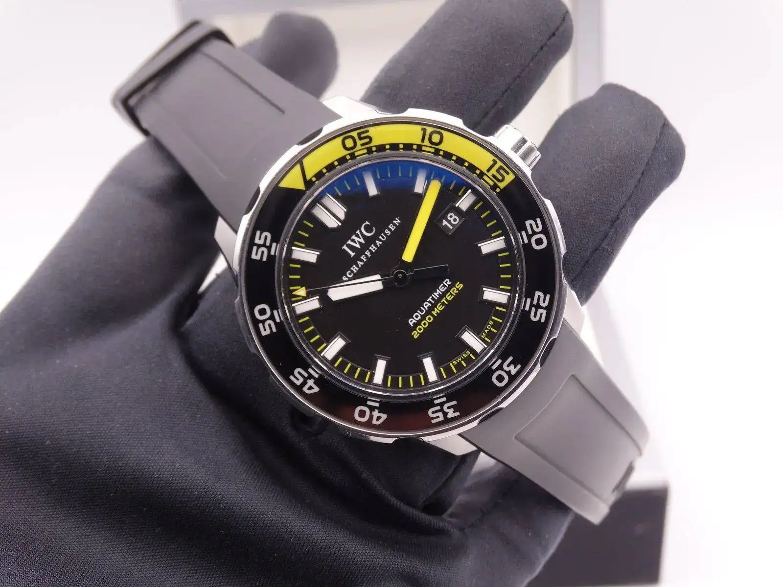 IWC Aquatimer 07574.webp