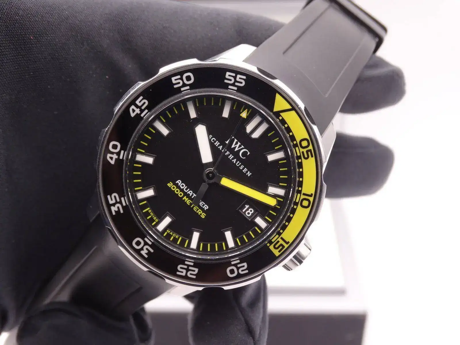 IWC Aquatimer 07576.webp