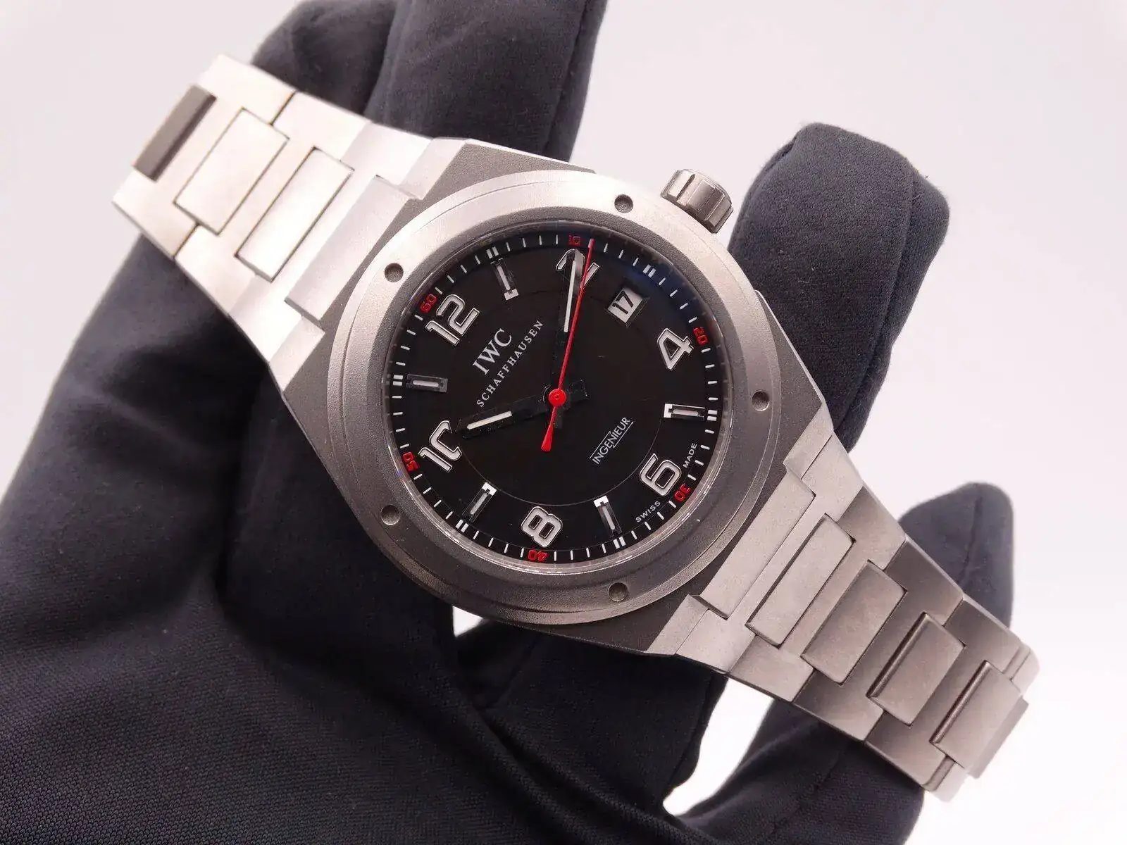 IWC Ingenieur AMG Atomatic 06009.webp