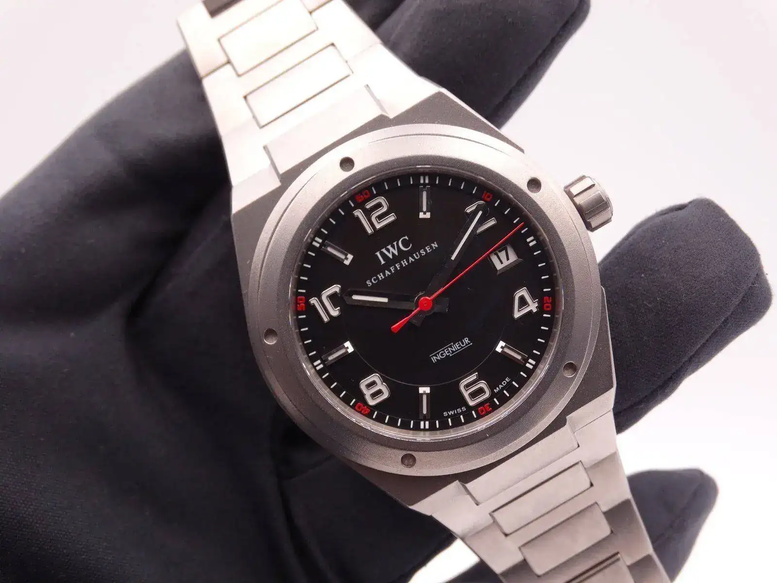 IWC Ingenieur AMG Atomatic 06010.webp