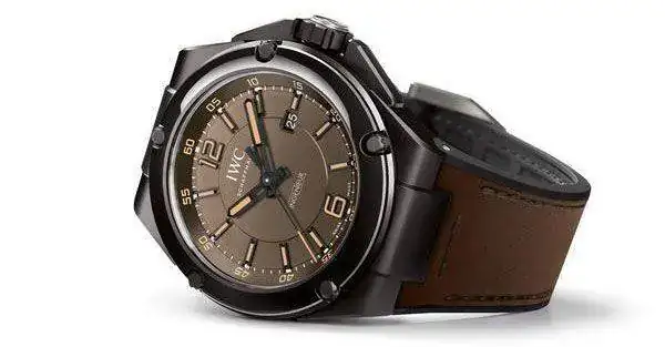 IWC-Ingenieur-Ceramic-brown-01.webp