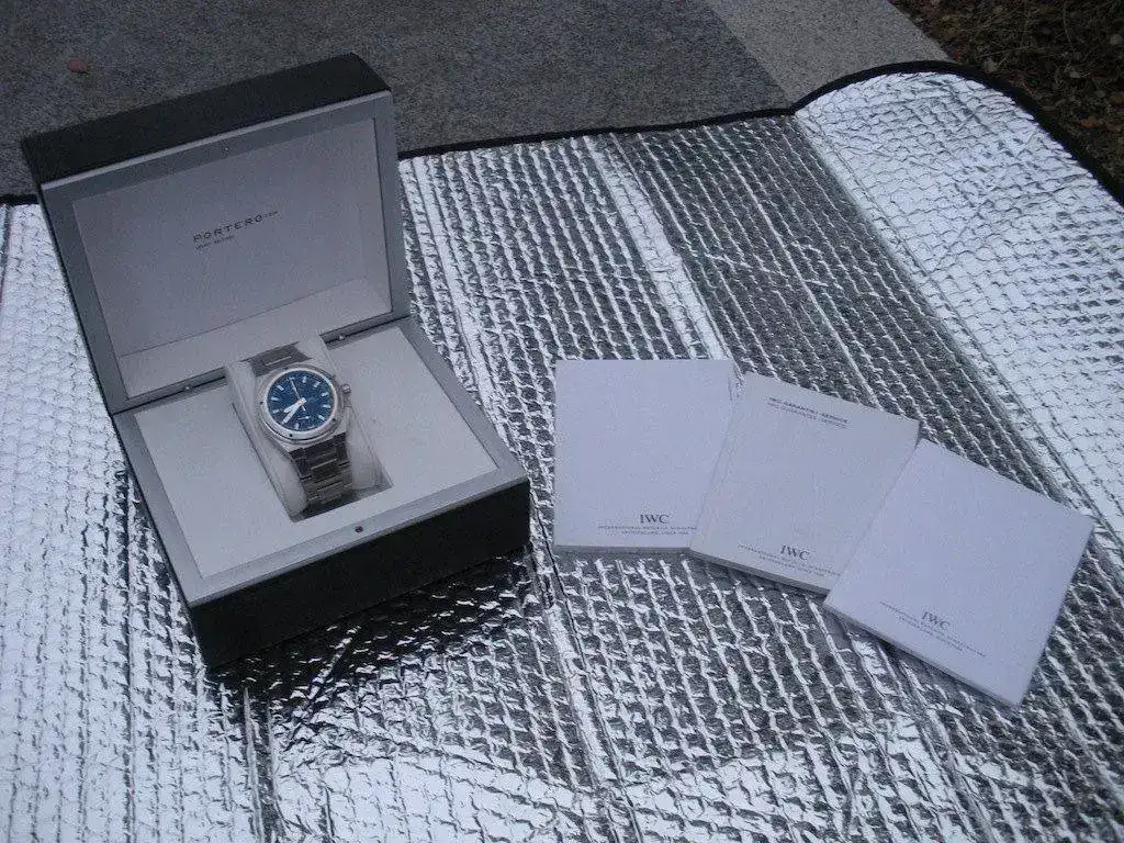 IWC-Ingenieur-Chronograph-IW372501-02.webp