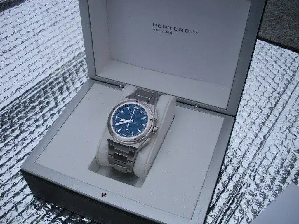 IWC-Ingenieur-Chronograph-IW372501-03.webp