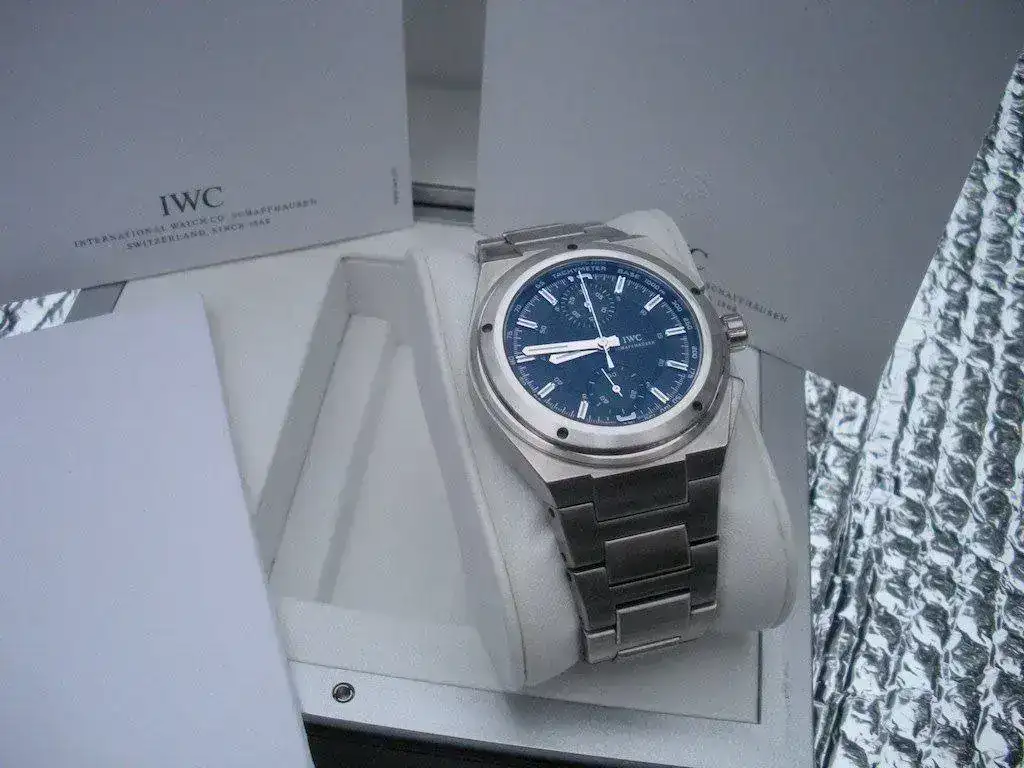 IWC-Ingenieur-Chronograph-IW372501-20.webp