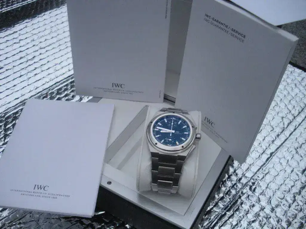 IWC-Ingenieur-Chronograph-IW372501-24.webp