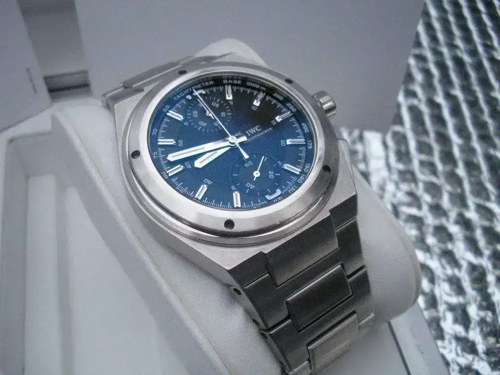 IWC-Ingenieur-Chronograph-IW372501-25.webp