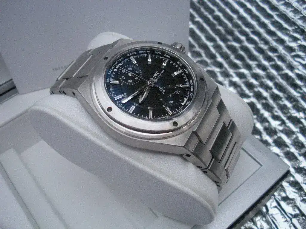 IWC-Ingenieur-Chronograph-IW372501-27.webp