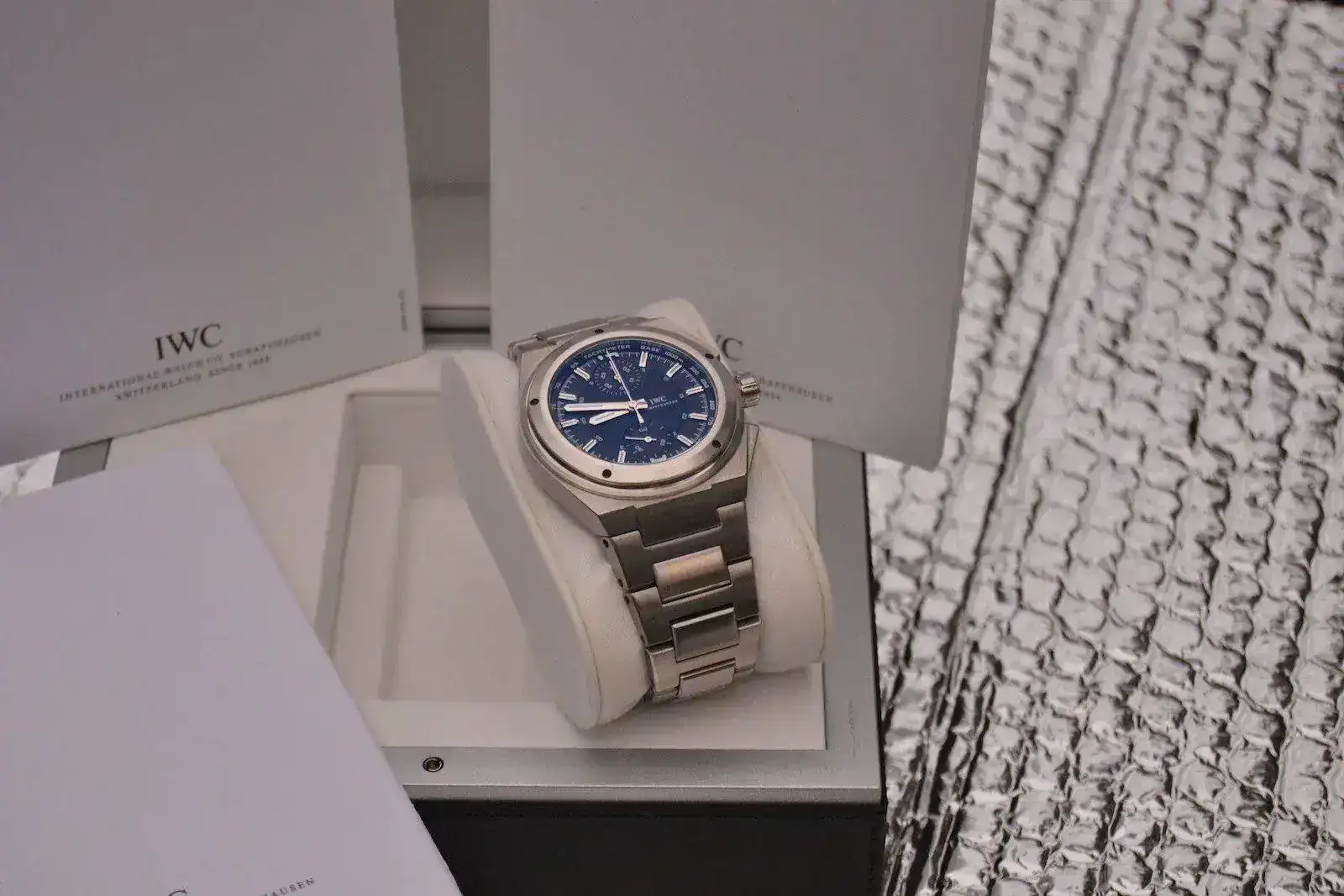 IWC-Ingenieur-Chronograph-IW372501-32.webp