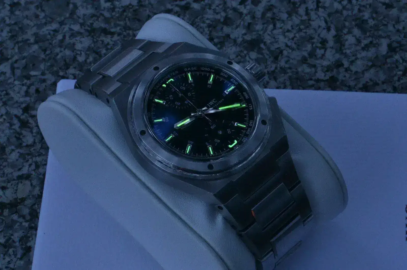 IWC-Ingenieur-Chronograph-IW372501-36.webp