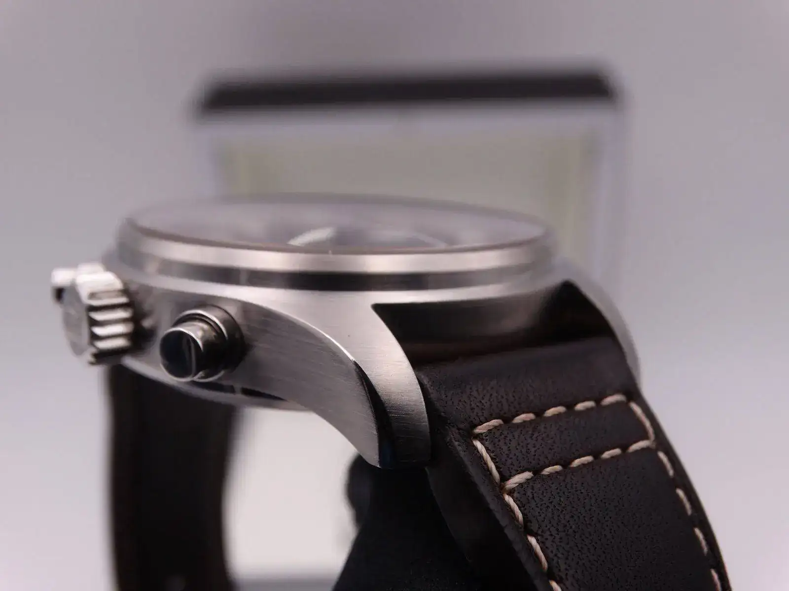 IWC Pilot Chronograph 09849.webp