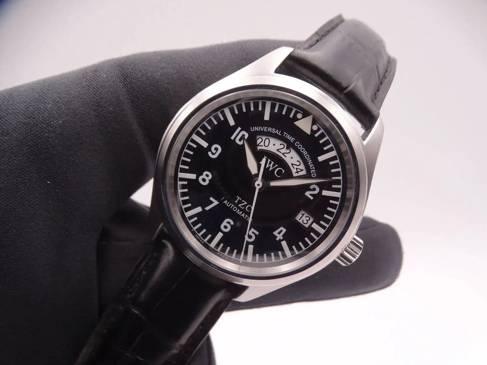 IWC Pilot Spitfire TZC 09021.webp