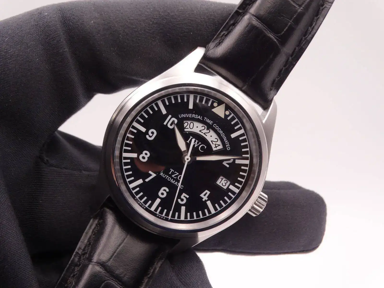 IWC Pilot Spitfire TZC 09036.webp