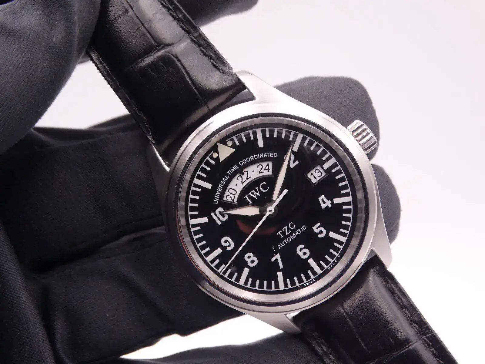 IWC Pilot Spitfire TZC 09041.webp