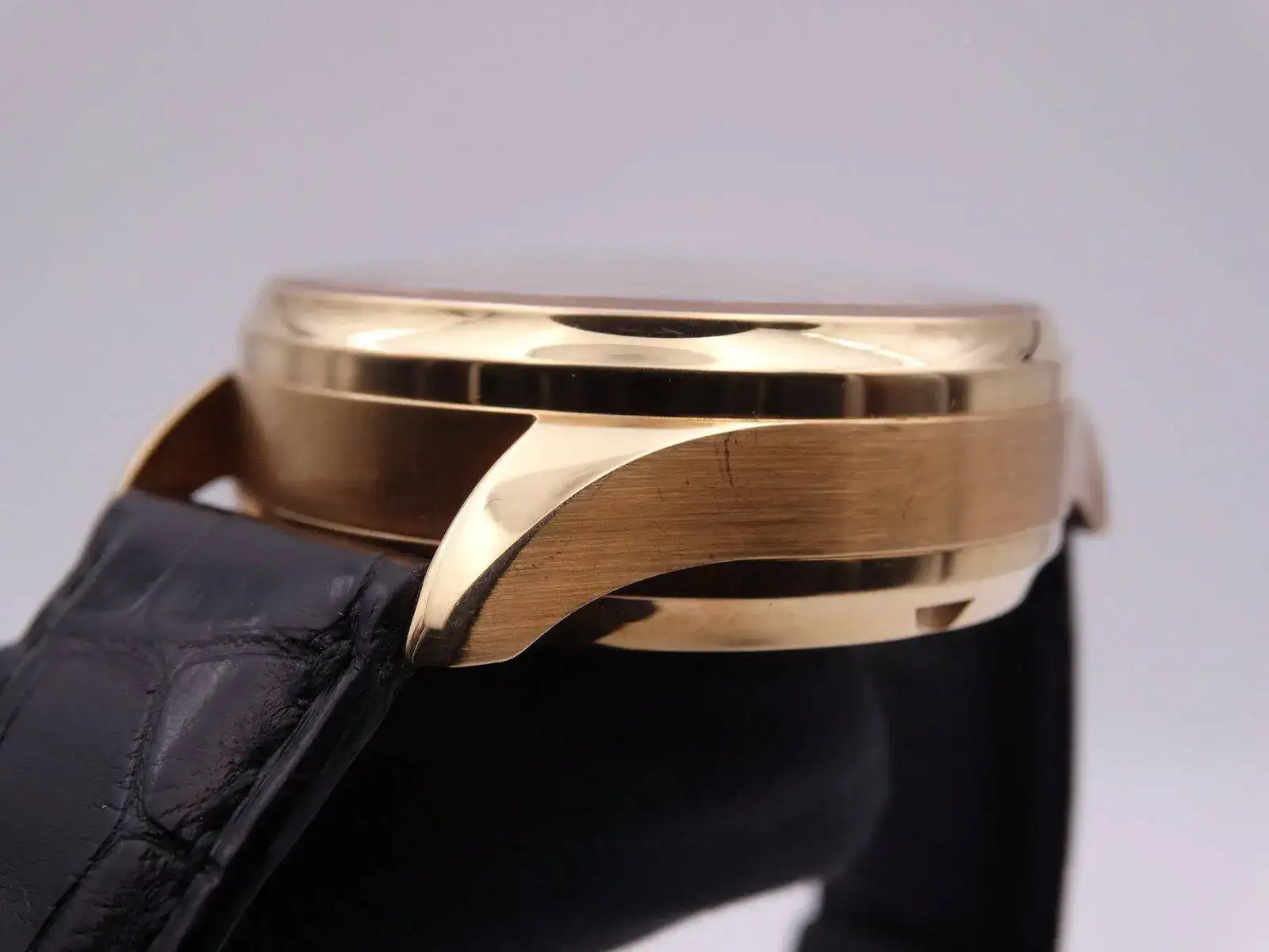 IWC Portuguese Perpetual Calendar Gold 07200.webp