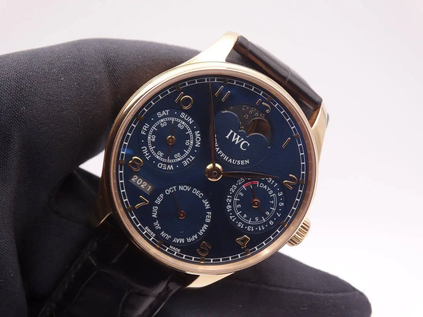 IWC Portuguese Perpetual Calendar Gold 07206.webp