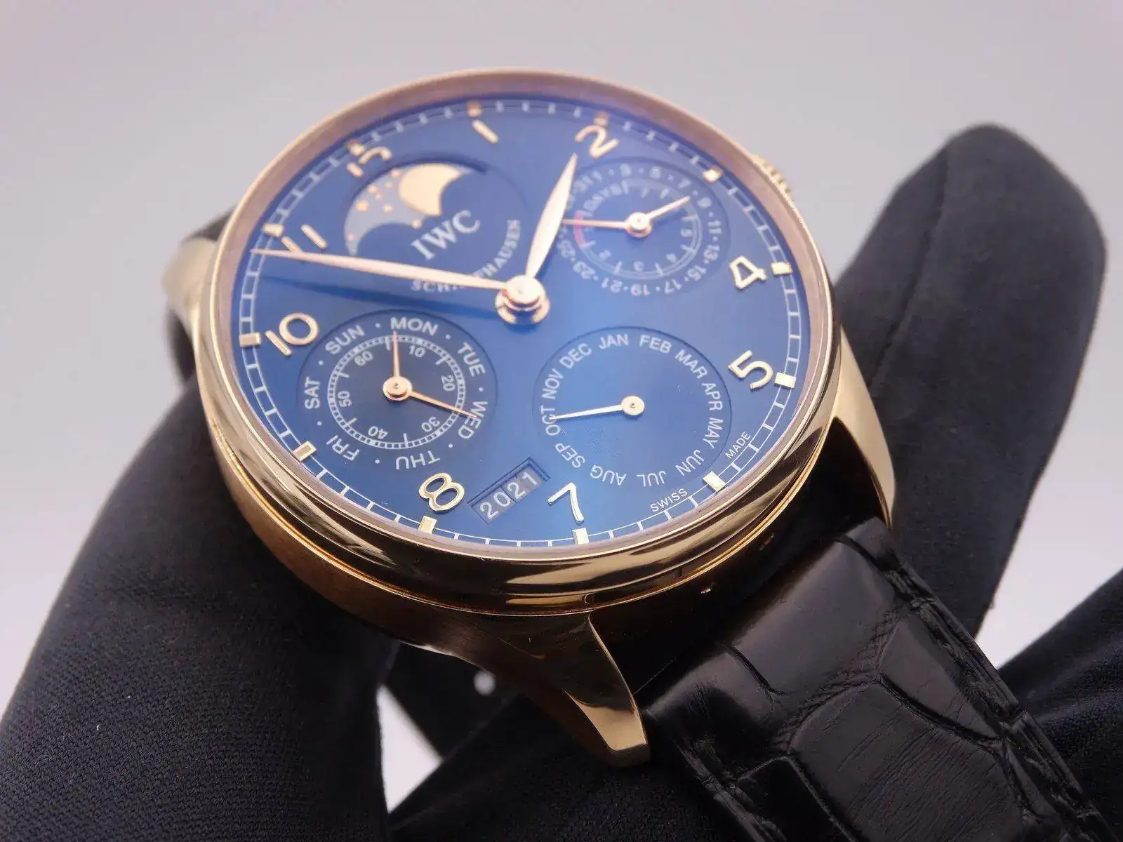 IWC Portuguese Perpetual Calendar Gold 07208.webp