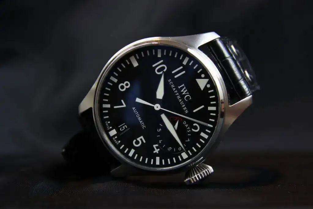 IWC_BigPilot_7Days[1].webp