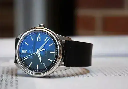IWC_Inge_NewStrap_03.webp