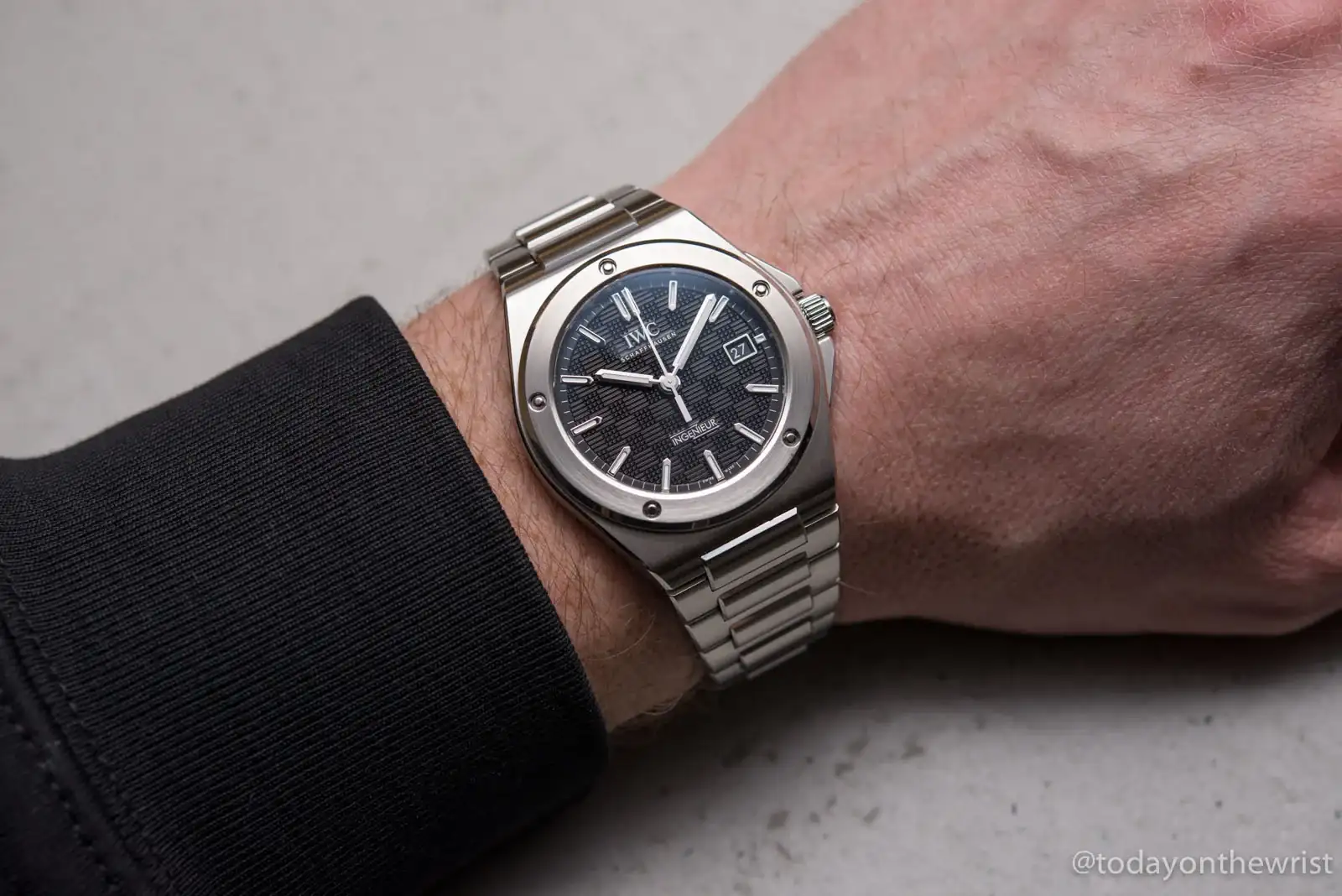 IWC_Ingenieur_Automatic_40_Stainless-Steel-21.jpg.webp