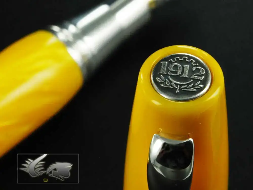 iya-Yellow-Celluloid-Resin-Fountain-Pen-ISMYT-CY-6.webp