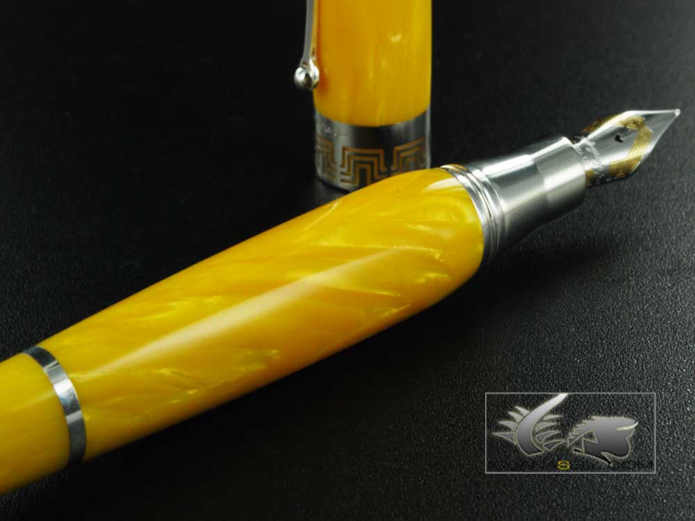 iya-Yellow-Celluloid-Resin-Fountain-Pen-ISMYT-CY-8.jpg