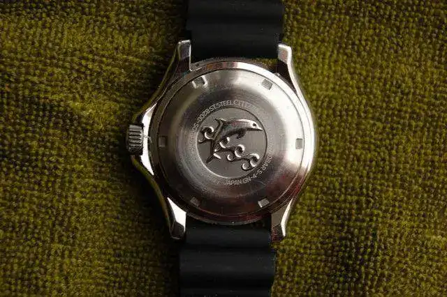 izen-dolphin-diver-$69-shipped-conus-dolphindiver3.webp