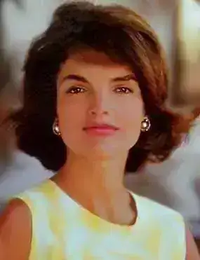 jacqueline-kennedy-onassis+vf.webp