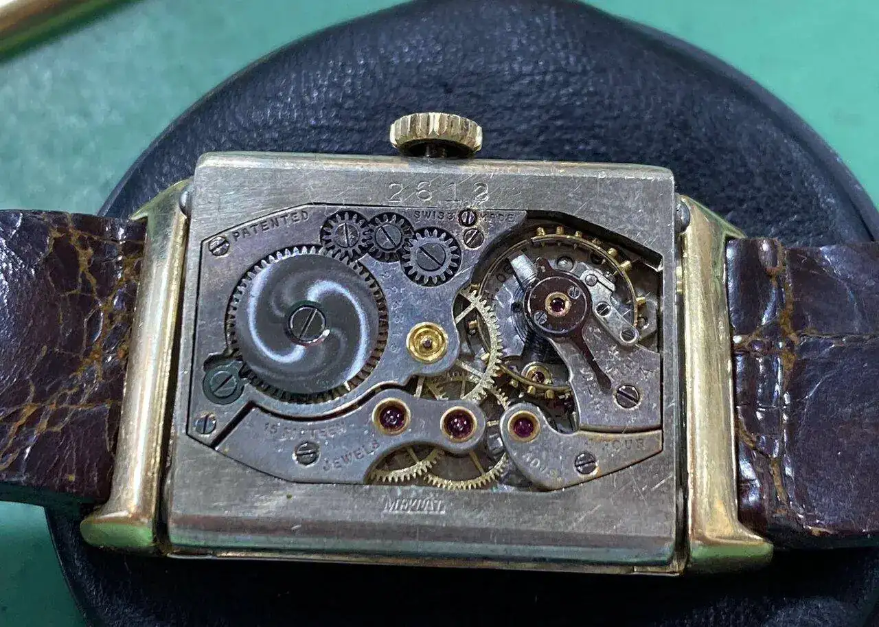Jaeger-Lecoultre 2612 Reverso 09771.jpg