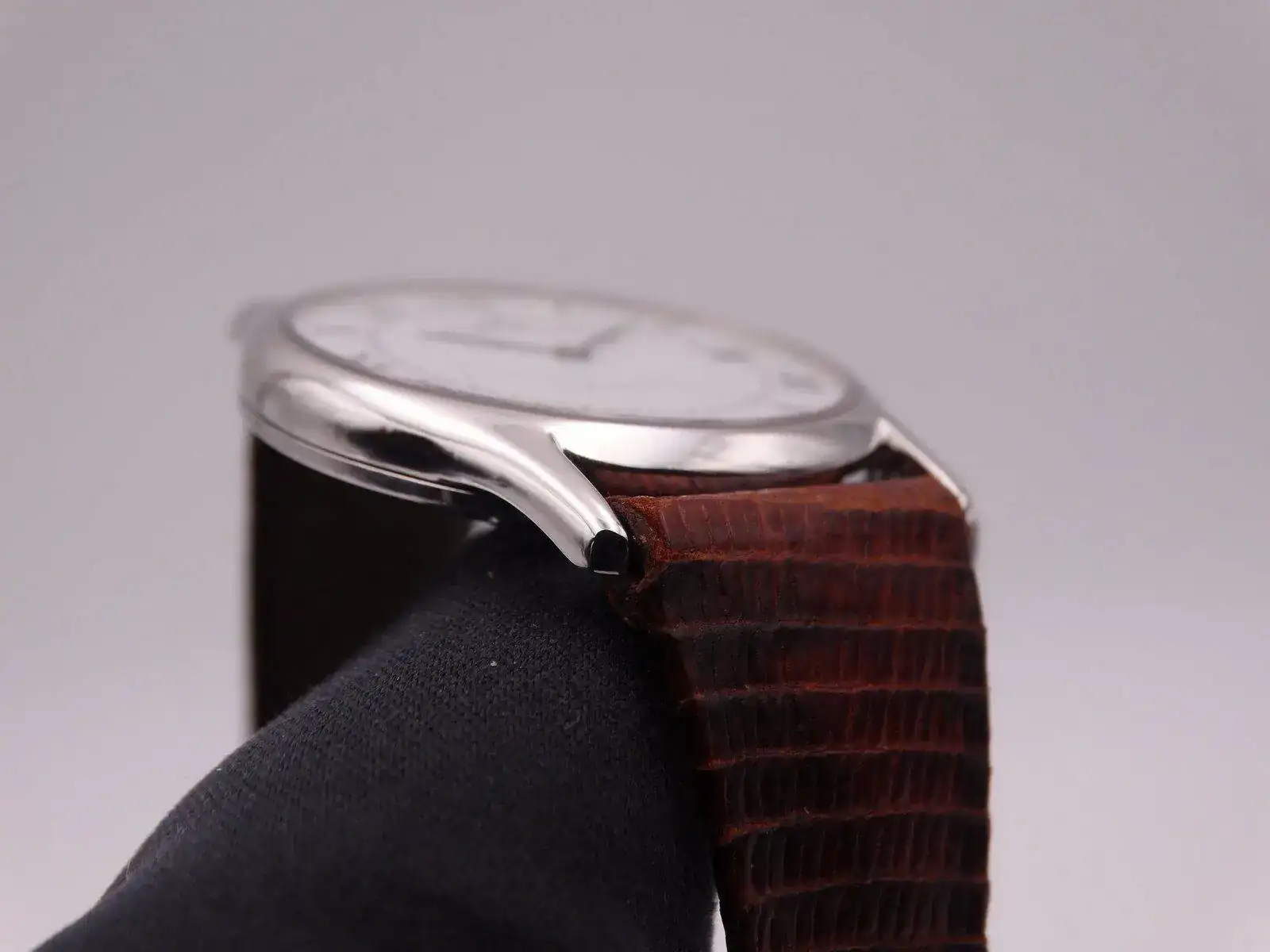 Jaeger-LeCoultre 5001 Automatic 09554.webp