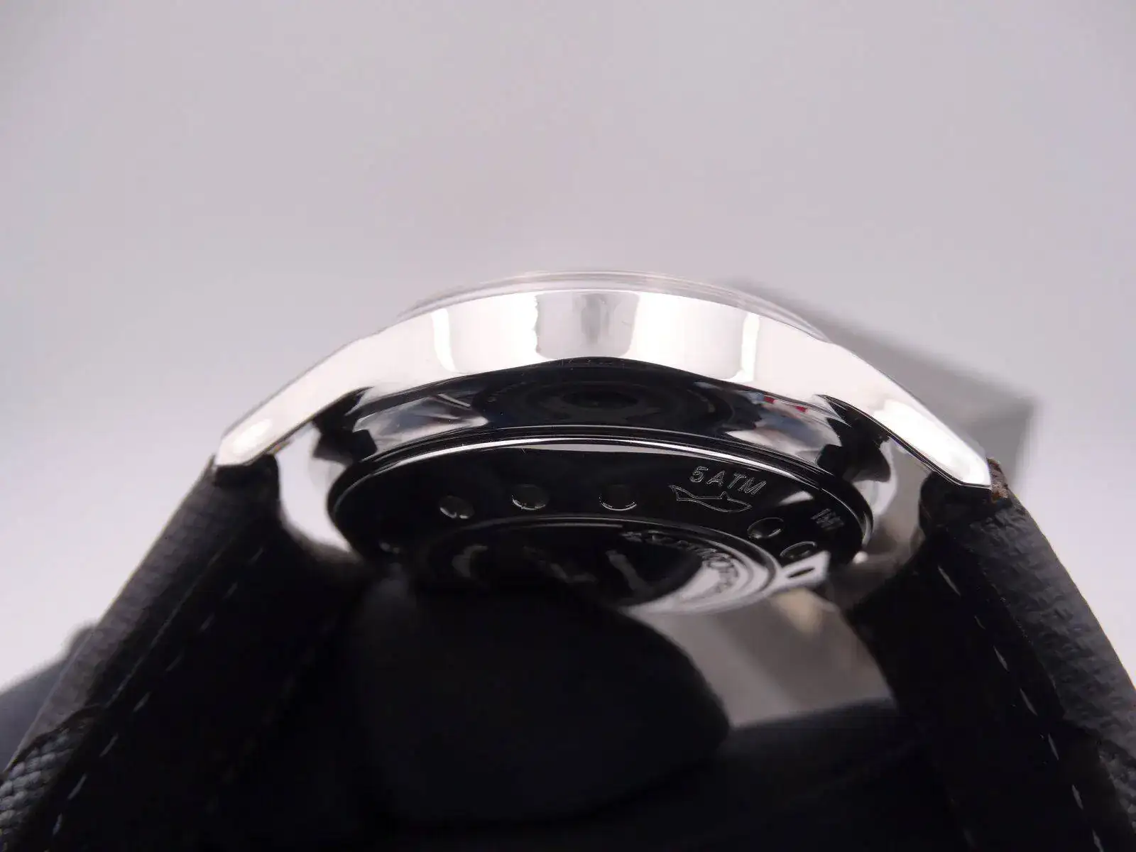 Jaeger-LeCoultre Amvox alarm Aston Martin 00045.webp