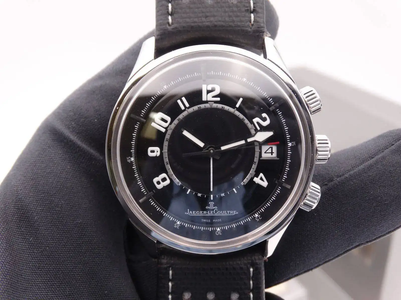 Jaeger-LeCoultre Amvox alarm Aston Martin 00057.webp