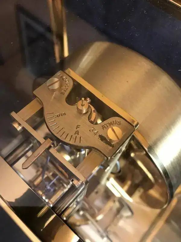 JAEGER-LECOULTRE-ATMOS-15.webp