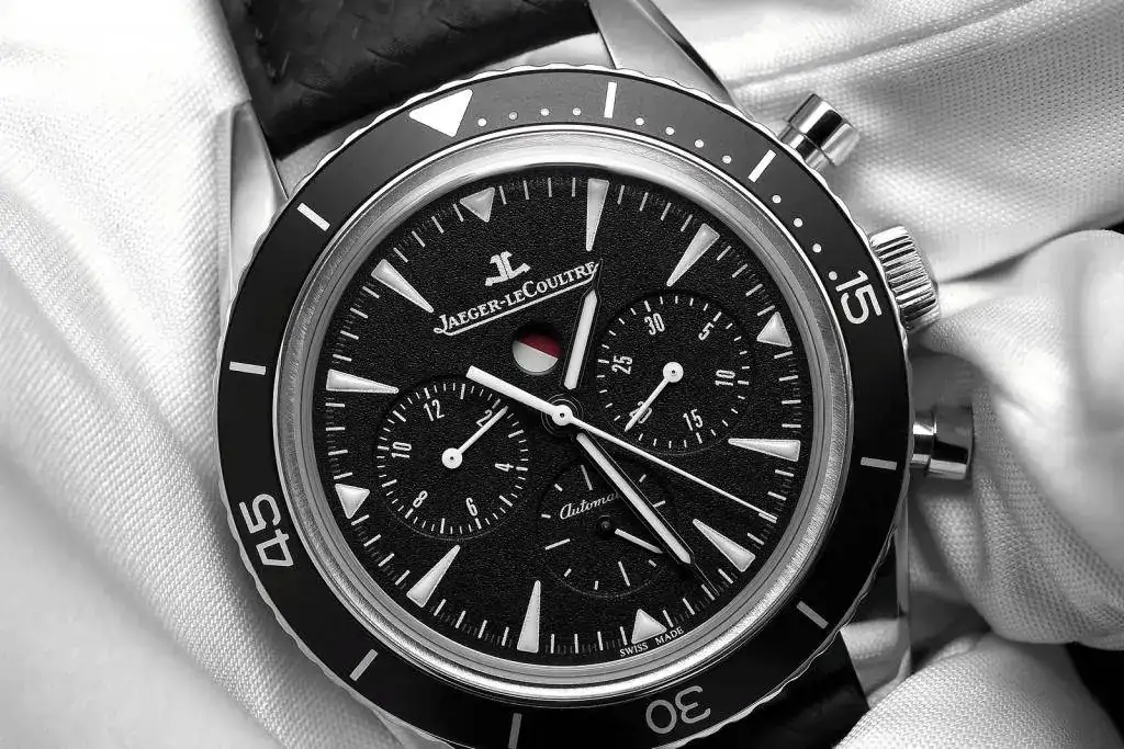 Jaeger-LeCoultre-Deep-Sea-Diver-Chrono-Hands-On.webp