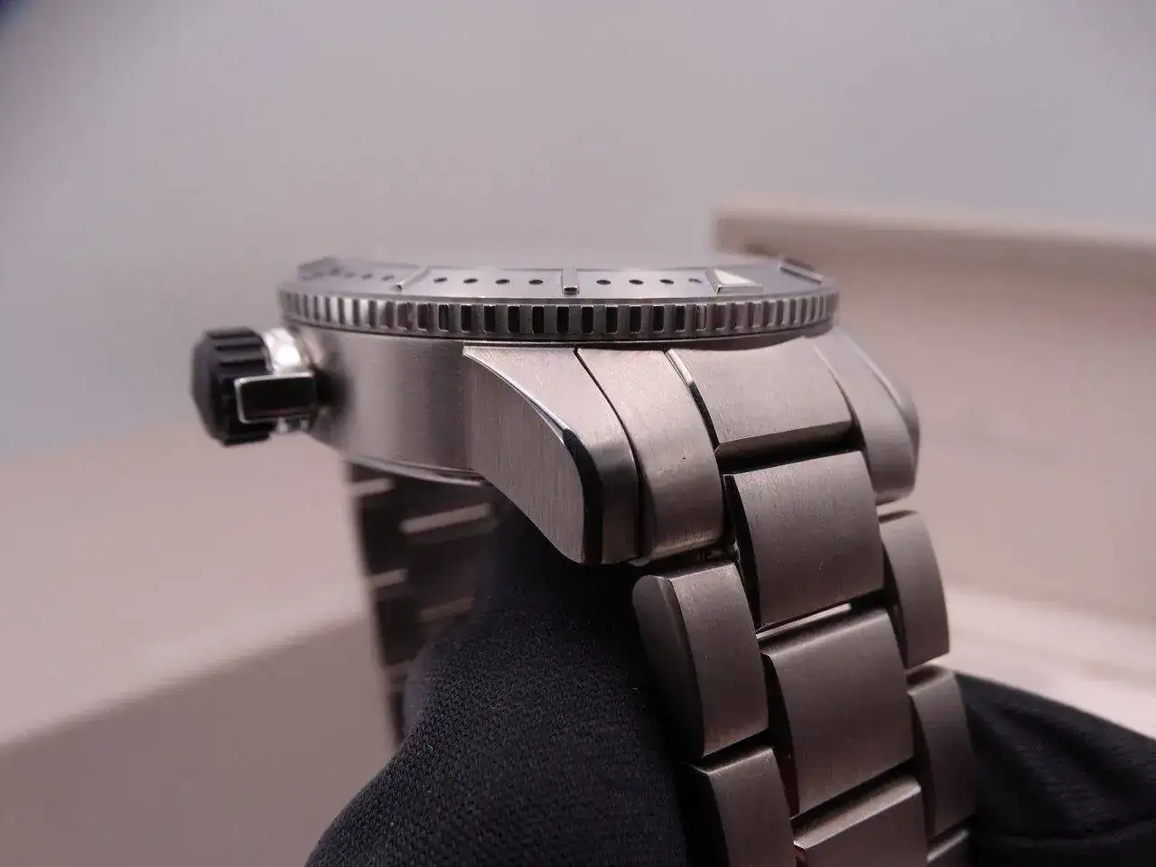 Jaeger-LeCoultre Master Compressor Diving GMT Limited Edition 04447.webp