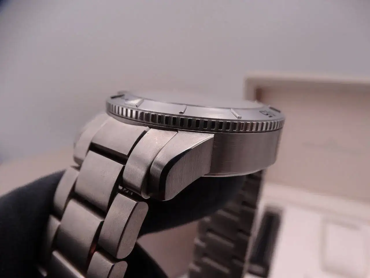 Jaeger-LeCoultre Master Compressor Diving GMT Limited Edition 04448.webp