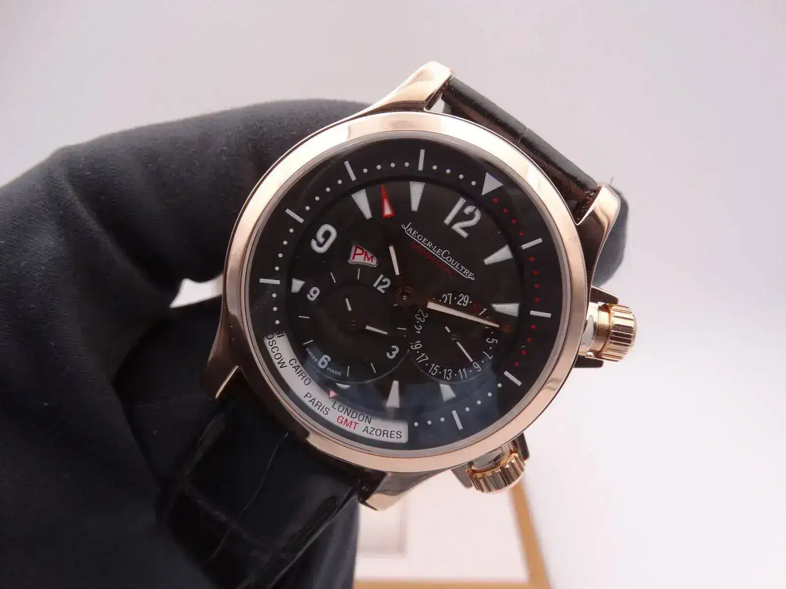Jaeger-Lecoultre Master Compressor Gepgraphic Gold 9518.webp