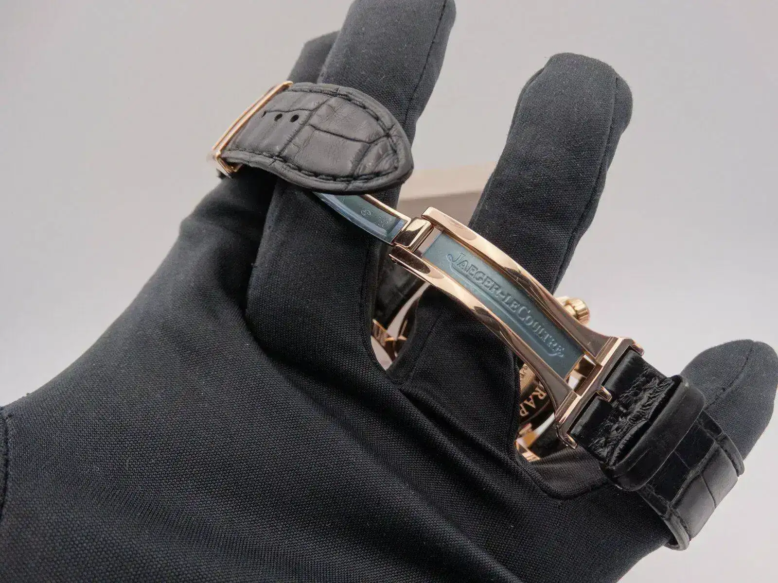 Jaeger-Lecoultre Master Compressor Gepgraphic Gold 9528.webp