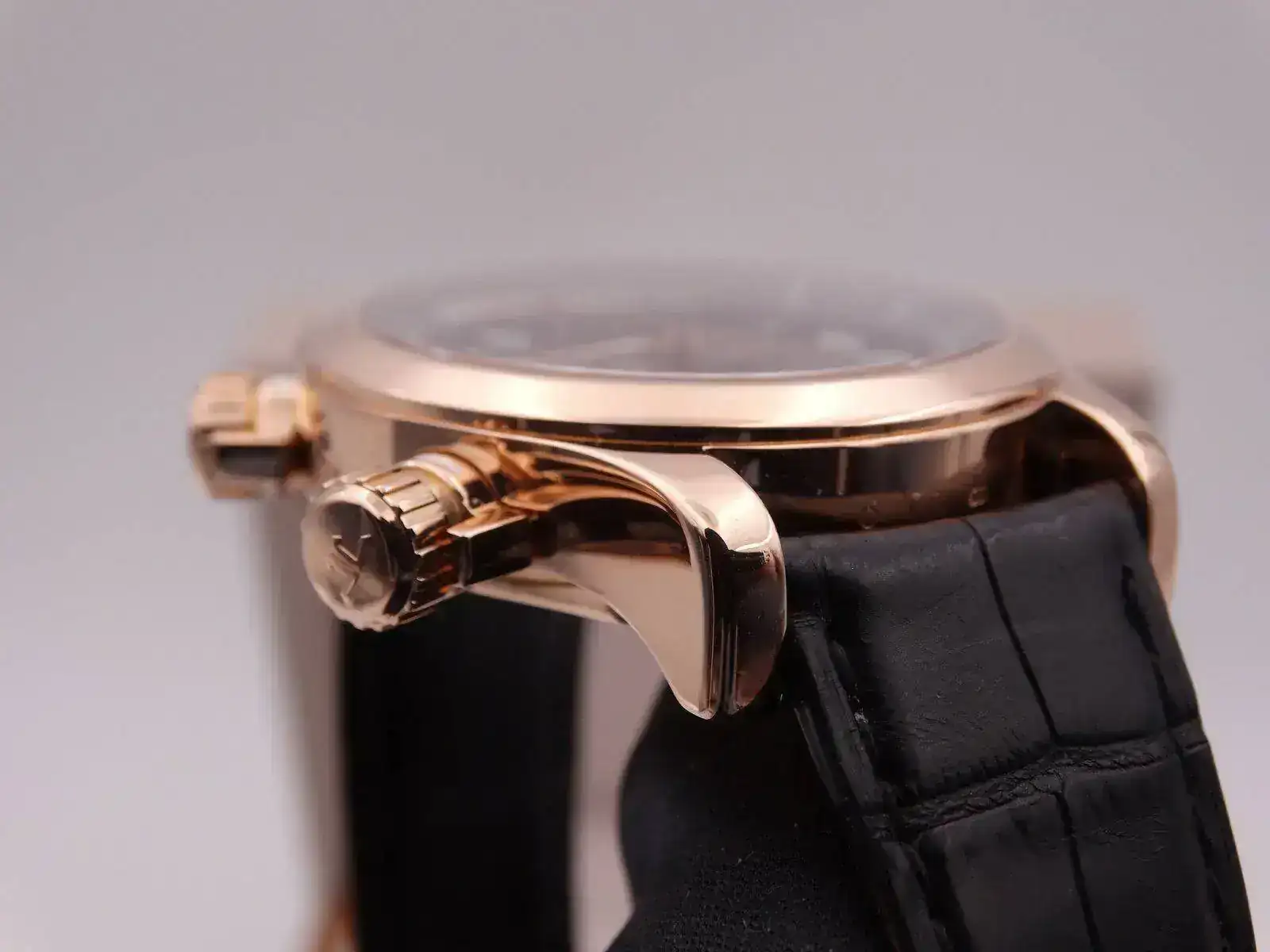Jaeger-Lecoultre Master Compressor Gepgraphic Gold 9533.webp