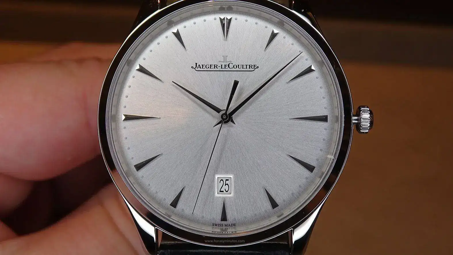 Jaeger-LeCoultre-Master-Ultra-Thin-Acero.webp