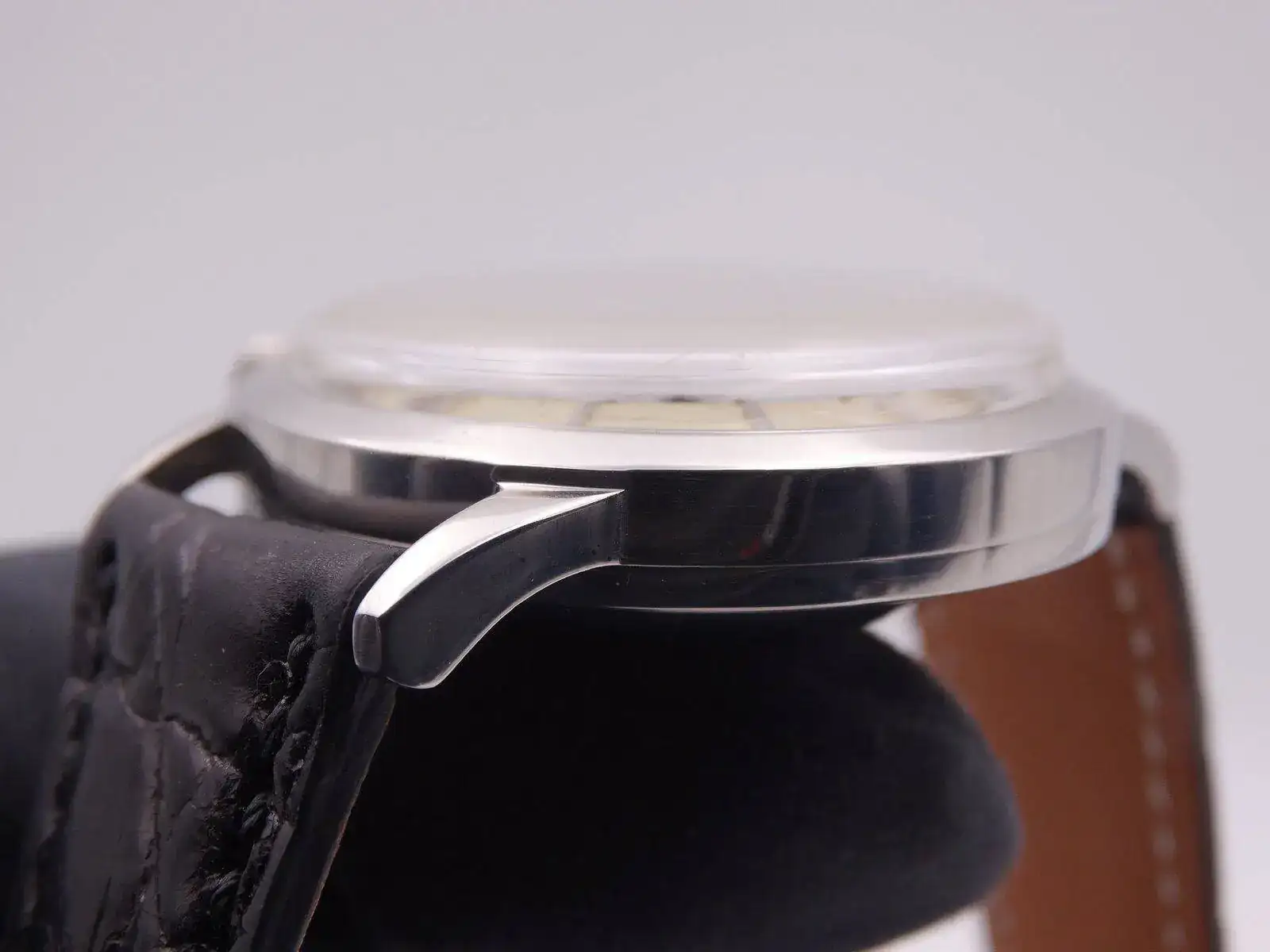 jaeger-Lecoultre Memovox World Time  06355.JPG