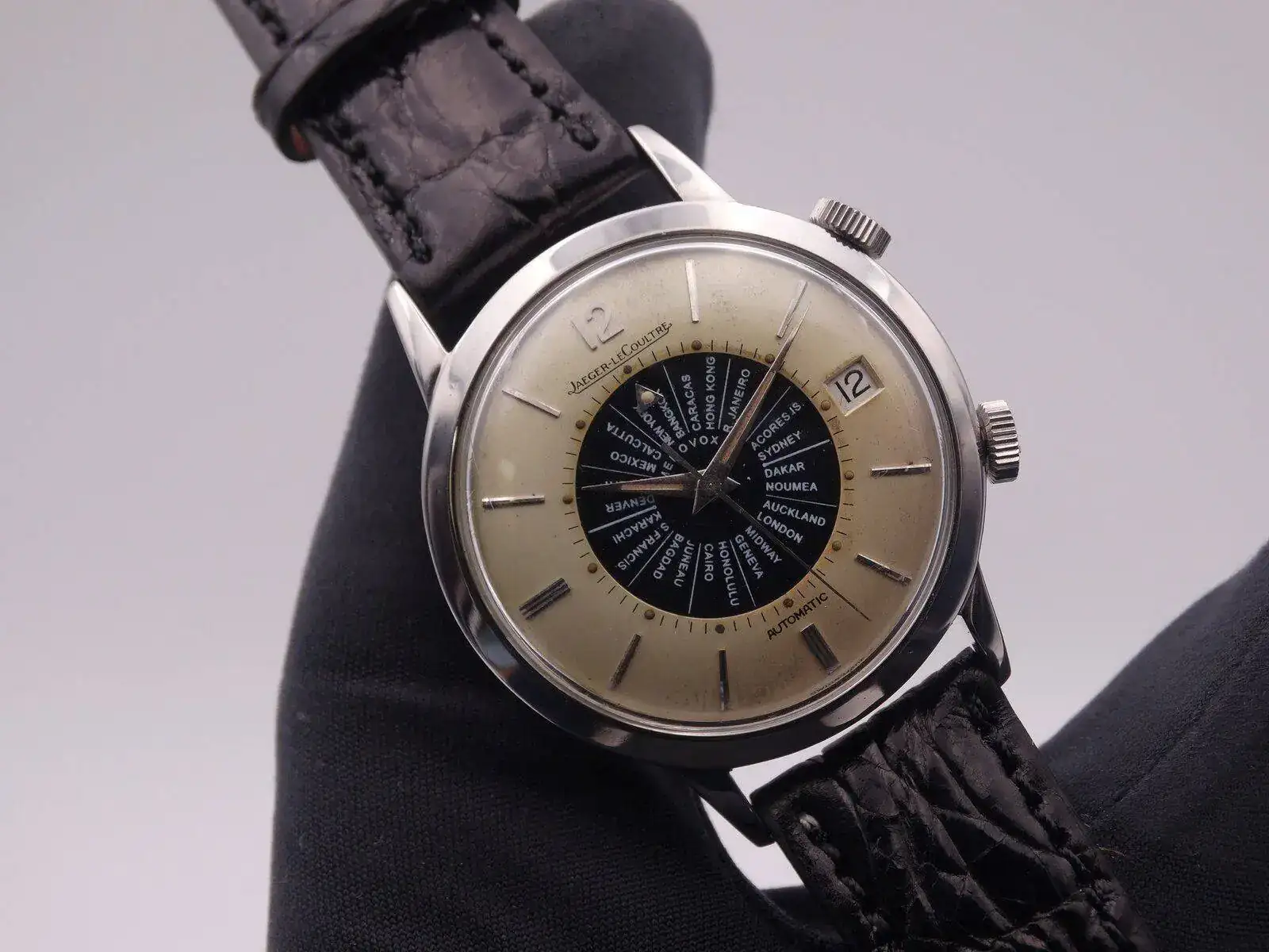 jaeger-Lecoultre Memovox World Time  06358.JPG