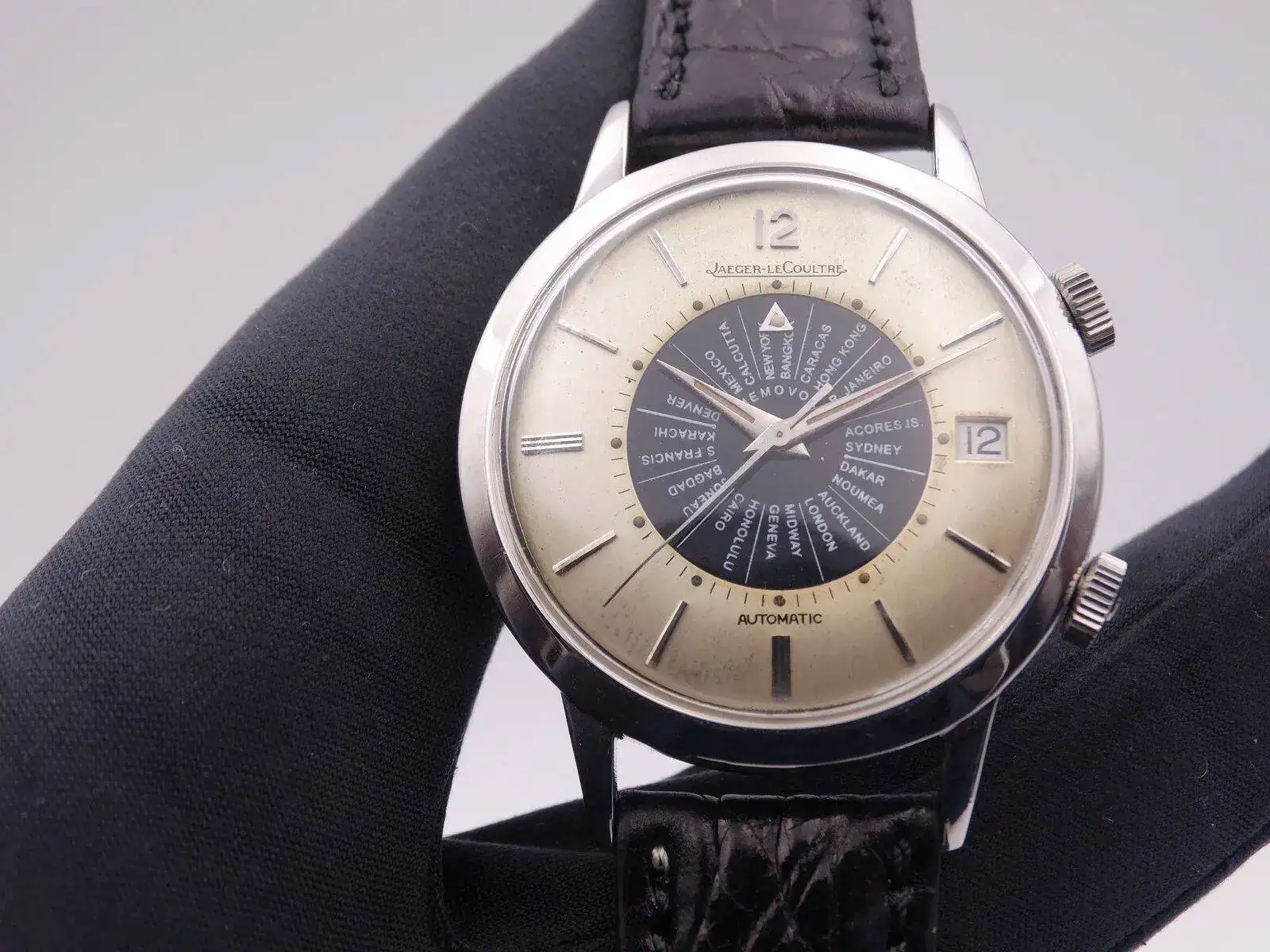 jaeger-Lecoultre Memovox World Time  06362.JPG
