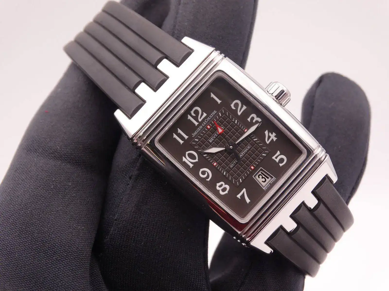 Jaeger-LeCoultre Reverso Automatic 04255.webp