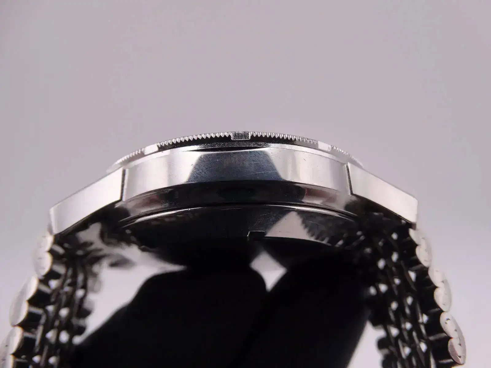 jaeger lecoultre shark valjoux 72 e2643 4422.webp