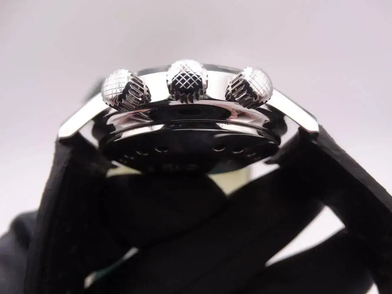 jaeger-lecoultre tribute polaris limited edition 5074.webp