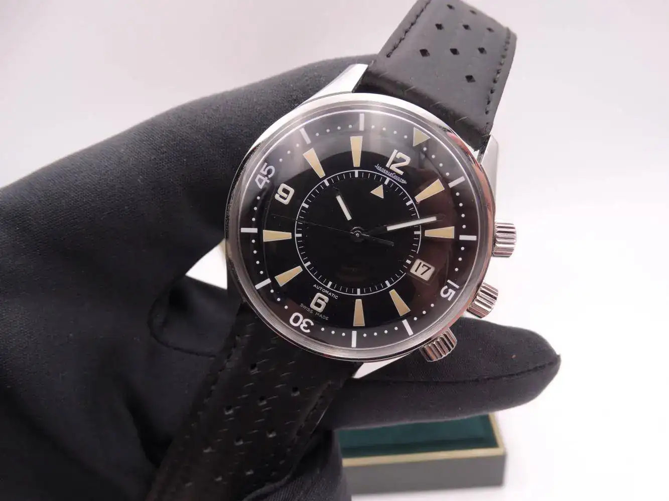 jaeger-lecoultre tribute polaris limited edition 5085.webp